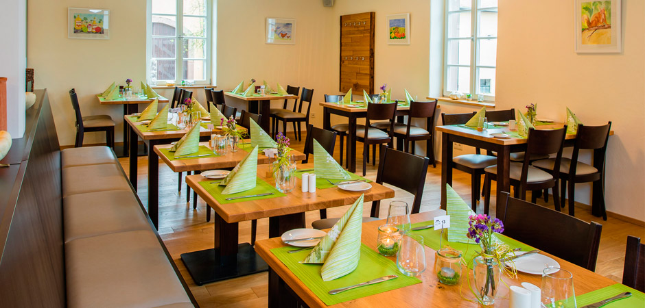Wiederherstellung des historischen Gebäude Ensembles auf dem Wintringer Hof, Restaurant